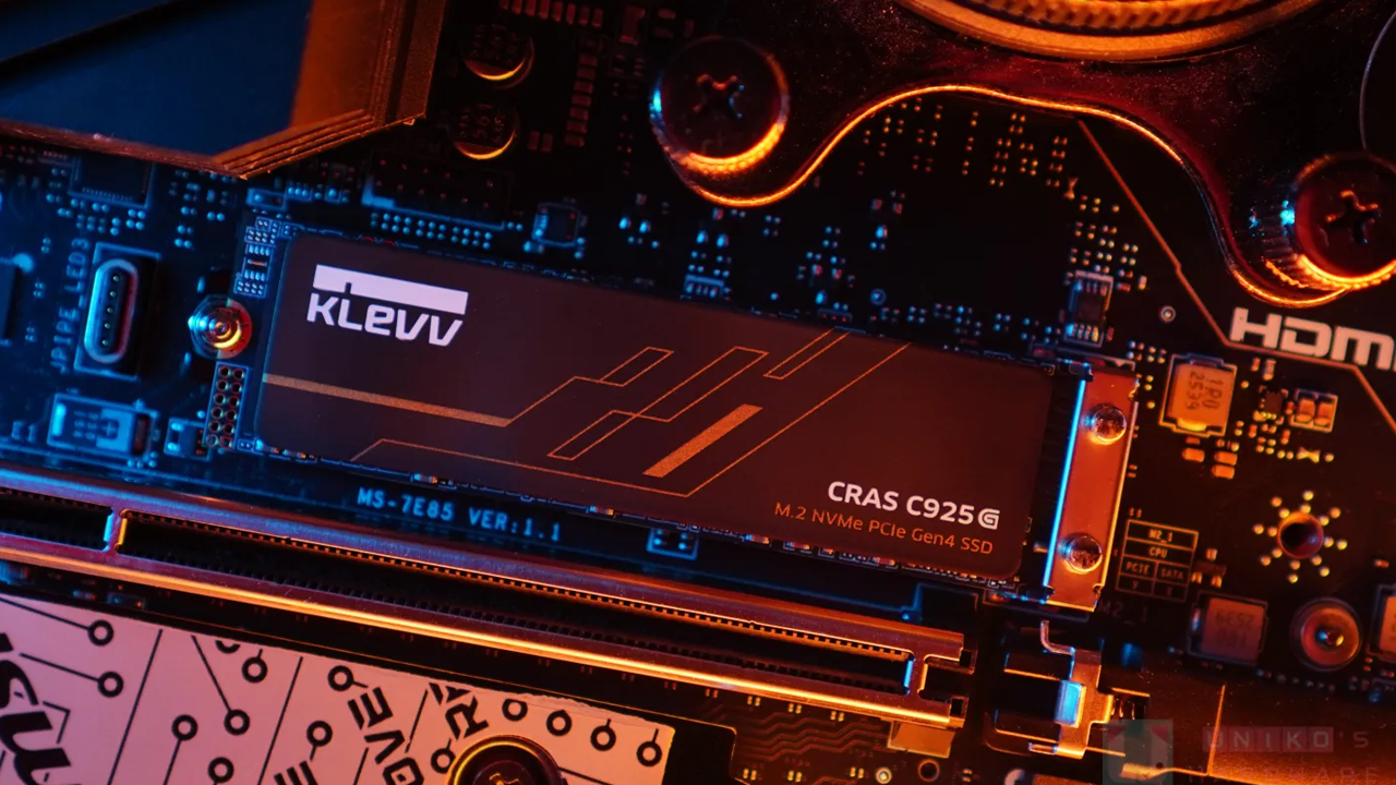 KLEVV CRAS C925G M.2 NVMe PCIe Gen4x4 SSD 評測