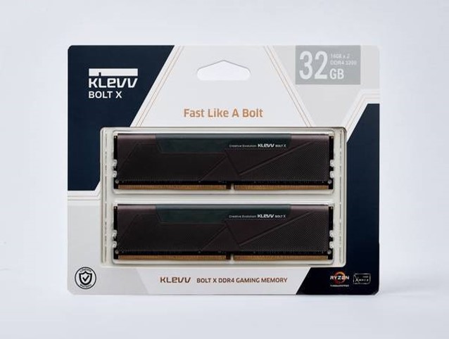 ESSENCORE KLEVV BOLT X DDR4 OC